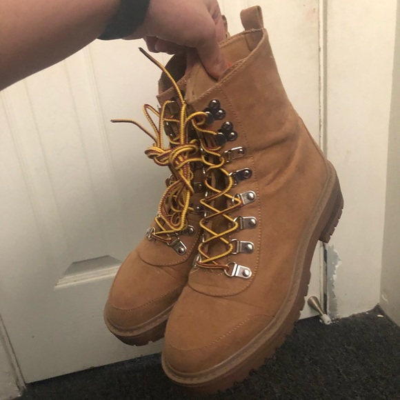 F21 tan combat boots - Picture 2 of 8